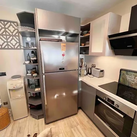 Lueks, Size Oezel Deniz Ve Havuz 호텔 Çeşme