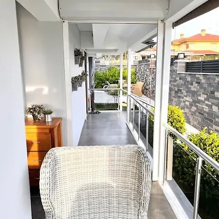 호텔 Lueks, Size Oezel Deniz Ve Havuz Çeşme