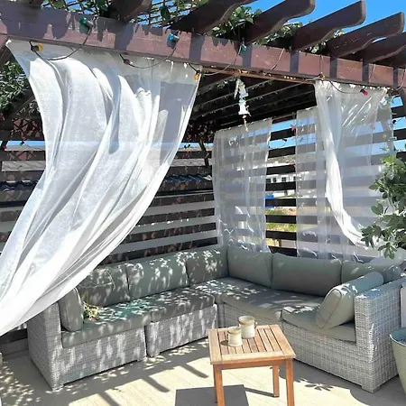 Hotel Lueks, Size Oezel Deniz Ve Havuz Çeşme